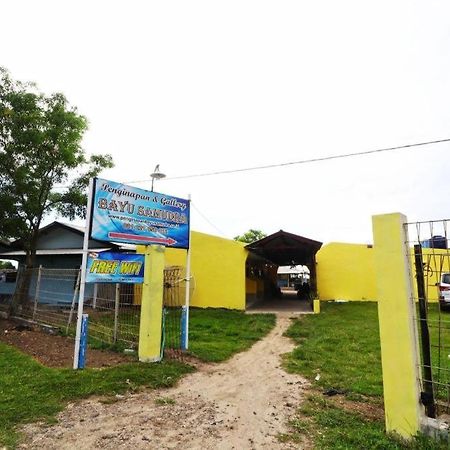 Penginapan Bayu Samudra Гарут Екстериор снимка